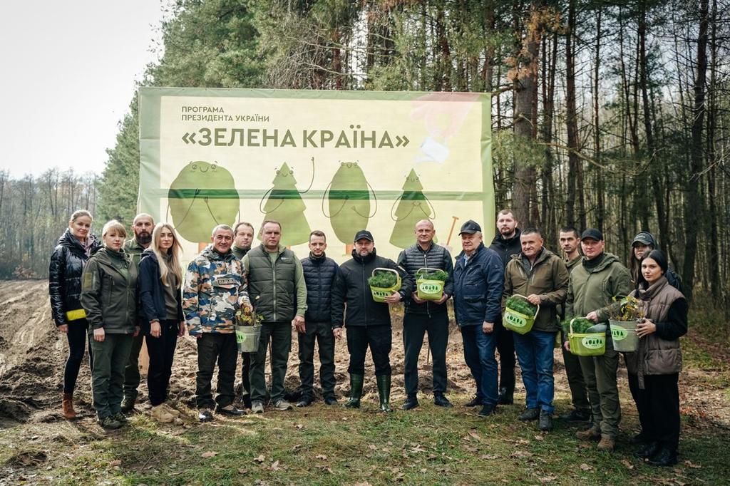 На Полтавщині висадили 1500 дерев у межах програми «Зелена країна»