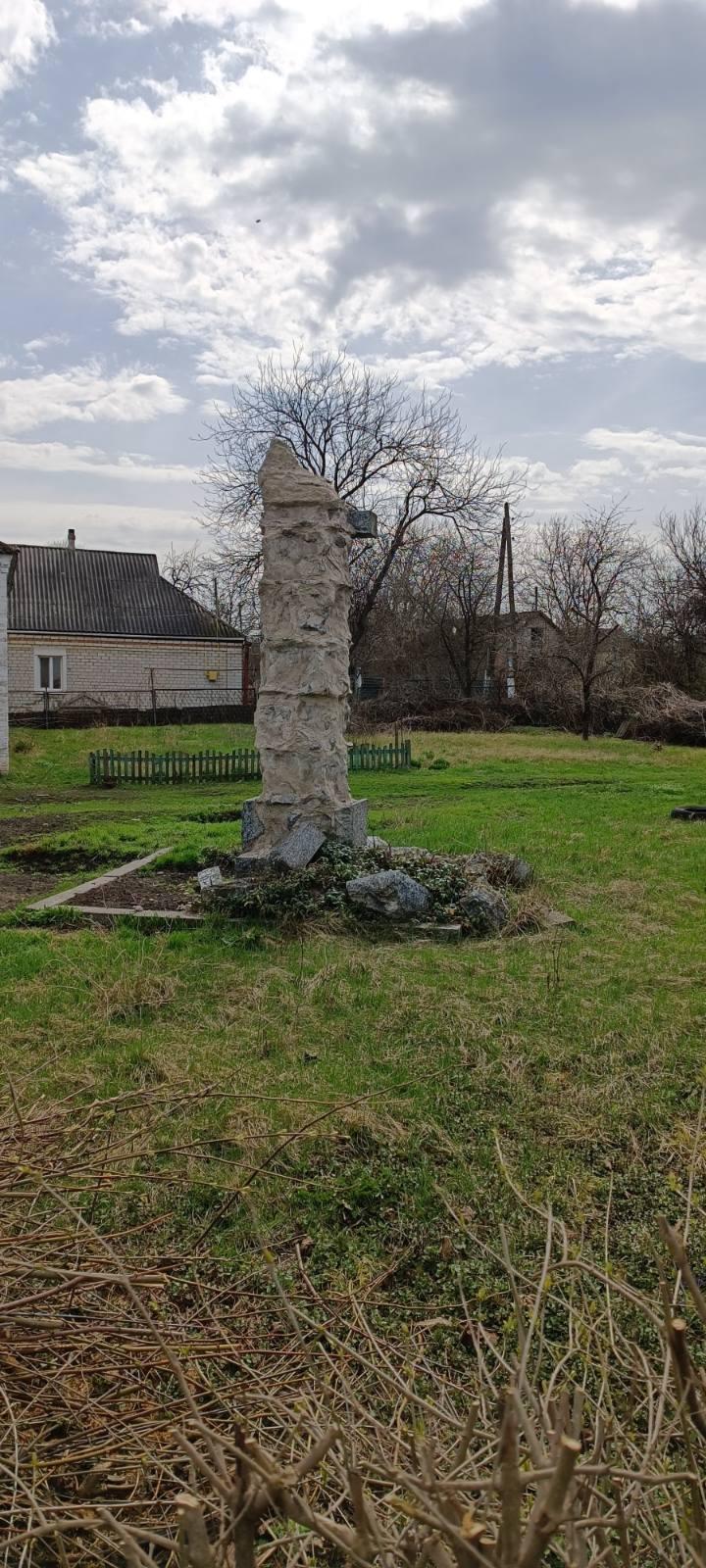 Останній на Полтавщині: стало відомо про долю пам’ятника росіянину Ватутіну біля Глобиного