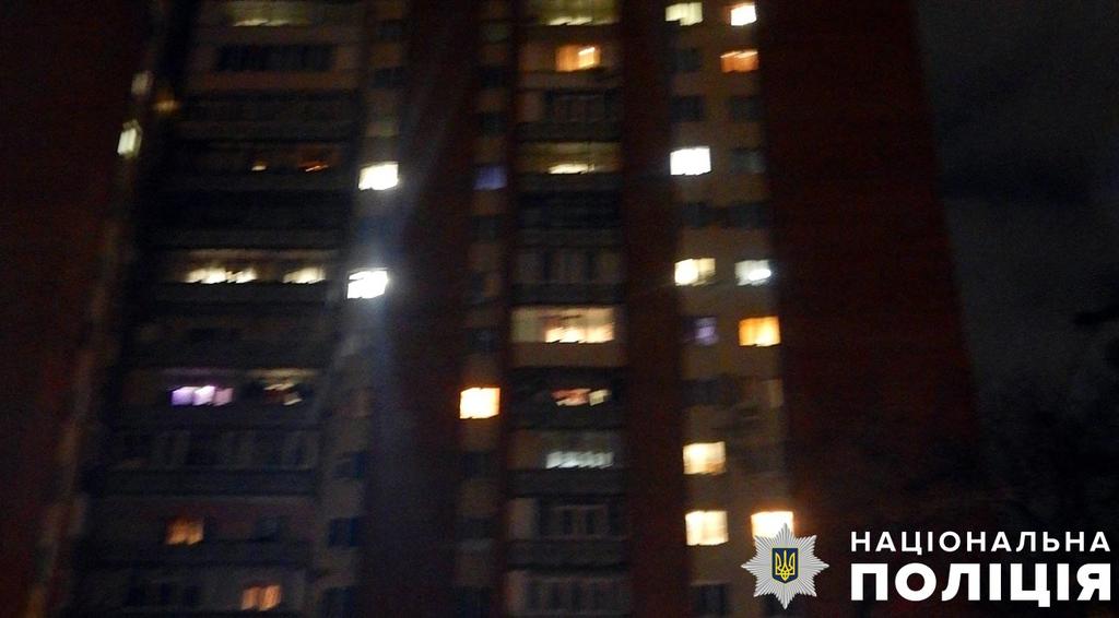 У Полтаві 21-річний чоловік випав з вікна багатоповерхівки