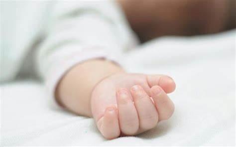 Раптово померла: поліція Полтавщини встановлює обставини смерті новонародженої дитини