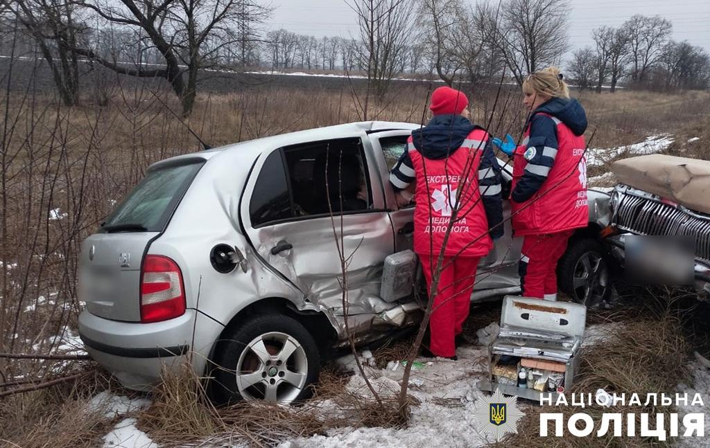 У Кременчуцькому районі зіткнулися два легковики: загинула пасажирка