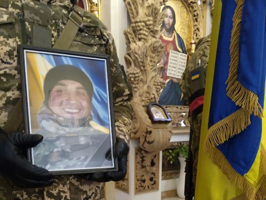 Полтавська громада провела в останню дорогу загиблого Героя Павла Грицая