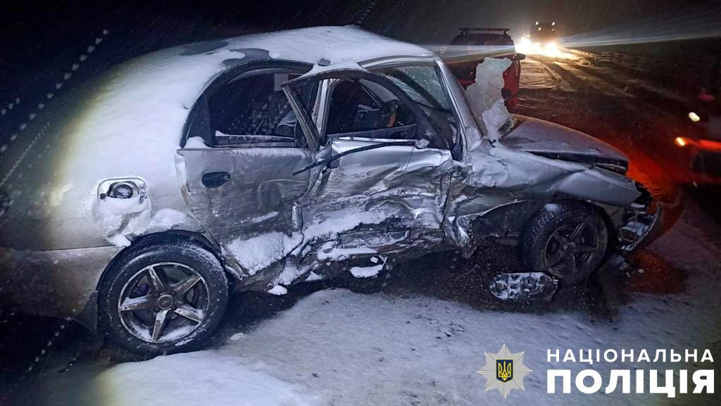 На Полтавщині зіштовхнулись дві автівки: один з водіїв потрапив до лікарні