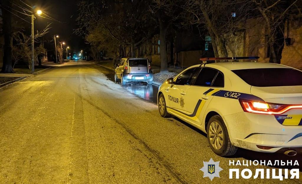 В центрі Полтави 13-річна дівчина потрапила під колеса легковика