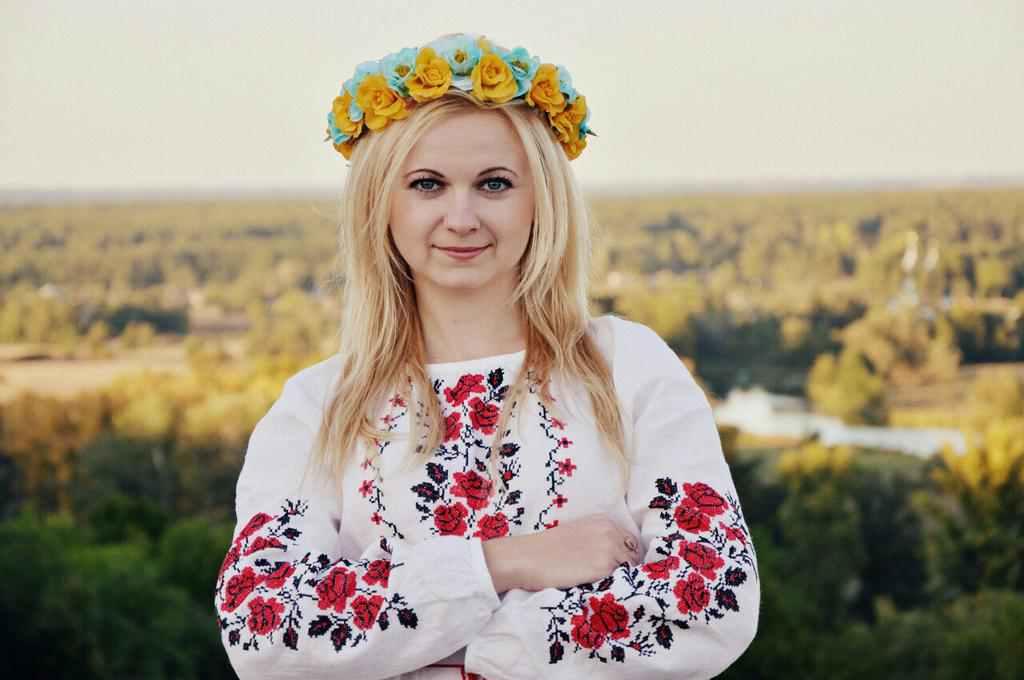 Троянди на кохання, а ромби на вагітність – усе про головні символи вишиванок