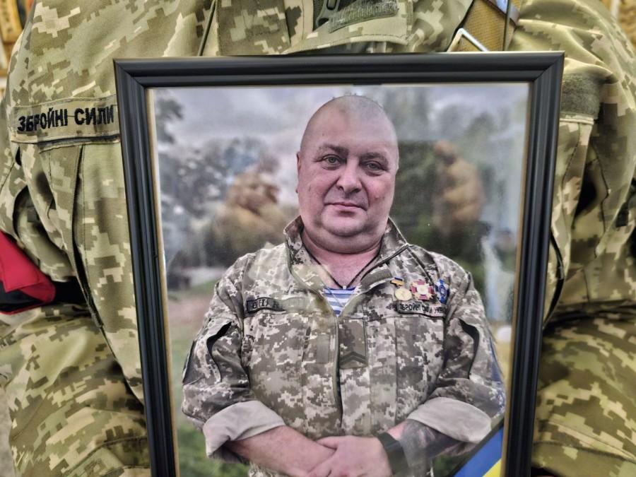 Полтавська громада провела в останню дорогу загиблого Героя Віталія Пашка