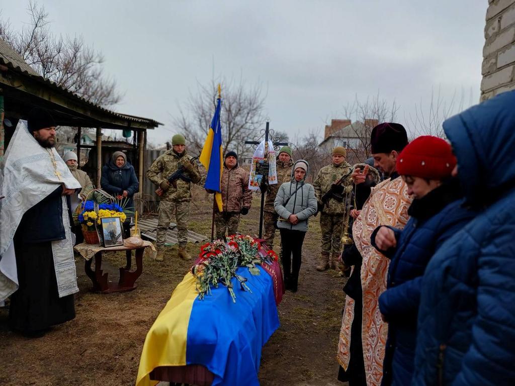 Ровесник Незалежності: на Полтавщині попрощалися із полеглим захисником