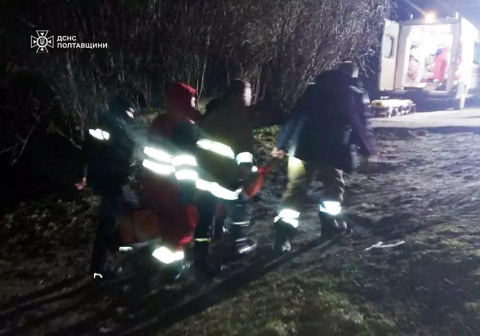 На Полтавщині чоловік впав з мосту в річку: врятувати його не вдалося