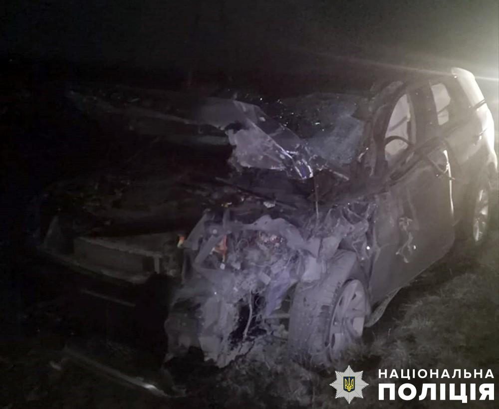 Під Полтавою легковик зіткнувся з вантажівкою