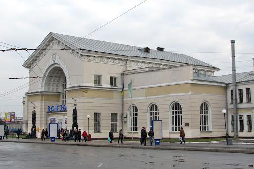 У Полтаві на залізничному вокзалі помер чоловік