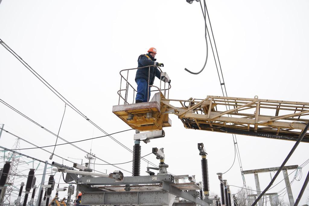 Внаслідок російської атаки в Полтавській області понад 100 тисяч споживачів безе електропостачання