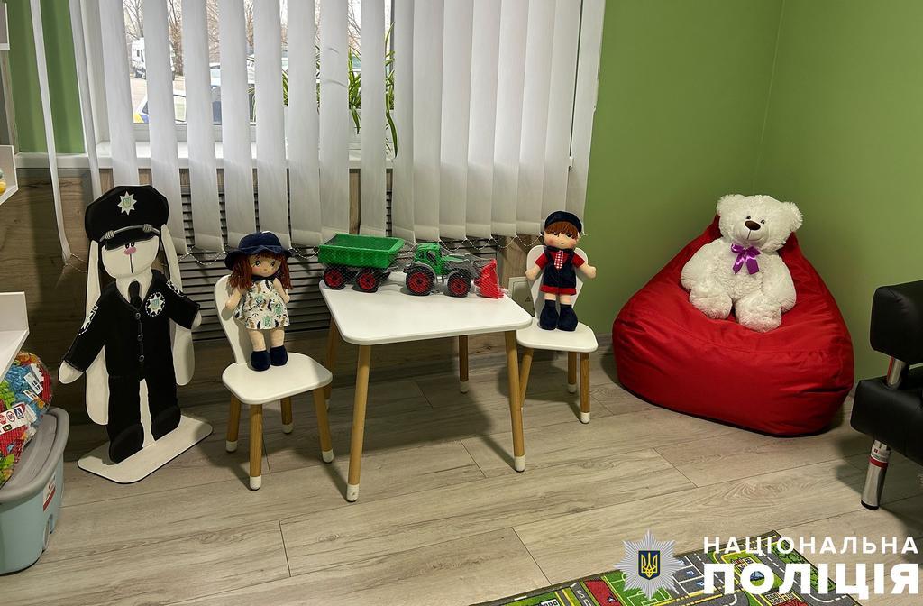 «Зелену кімнату» для роботи з дітьми відкрили на базі Миргородського райвідділу поліції