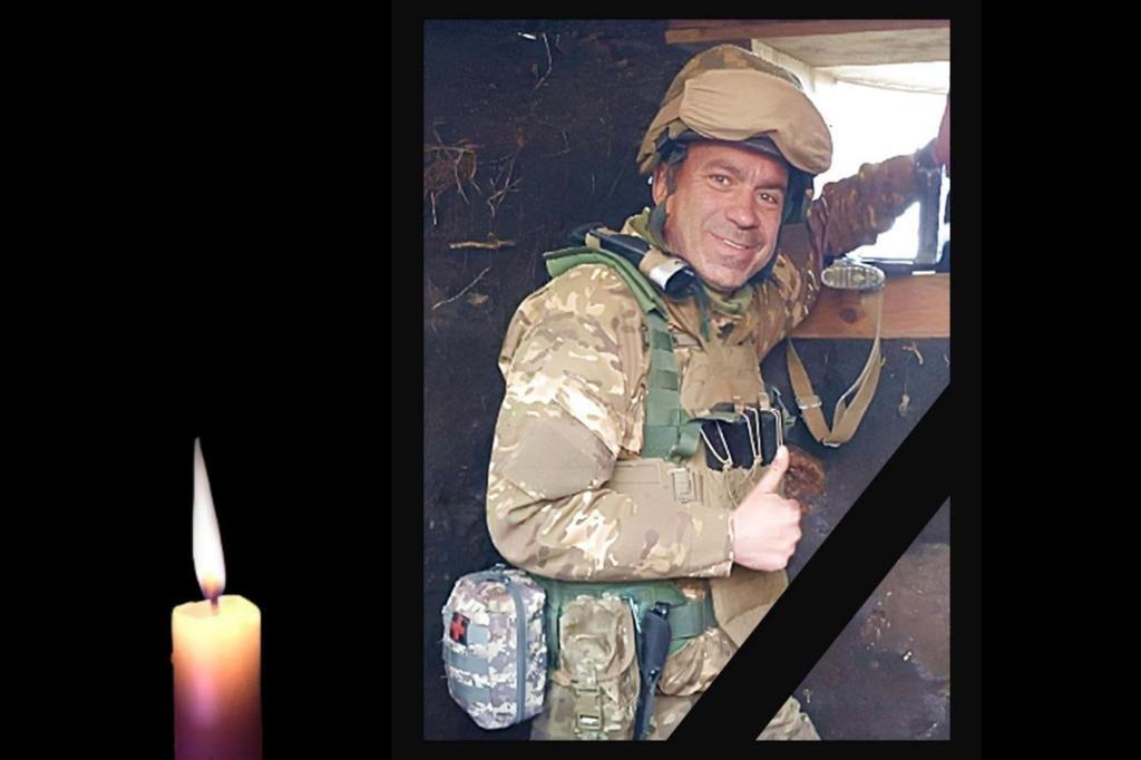 У Горішніх Плавнях відбулось поховання старшого сержанта ЗСУ Титова Андрія