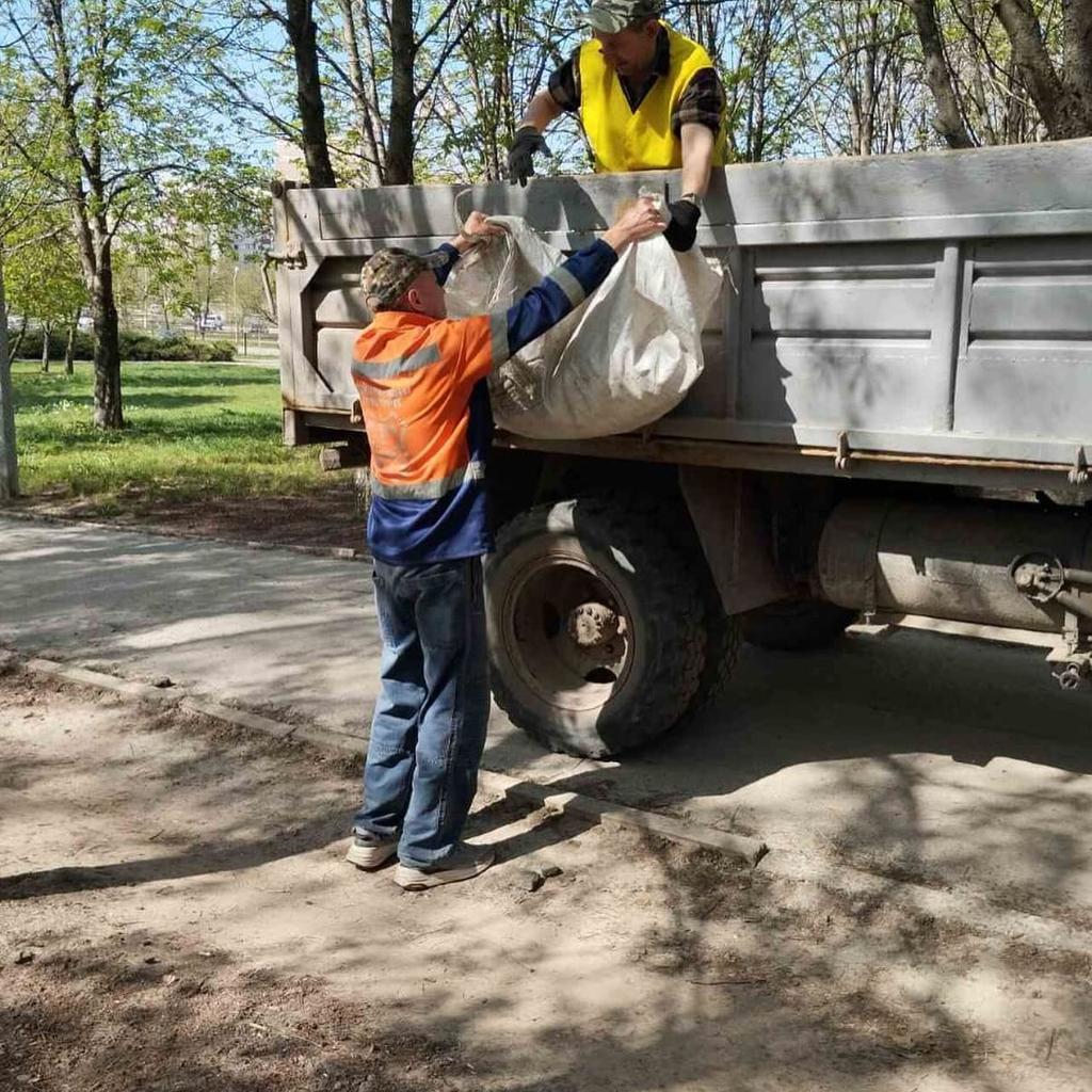 Двомісячник чистоти у Полтавській громаді продовжується