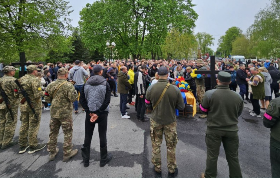 Полтавська громада провела в останню дорогу двох загиблих Героїв