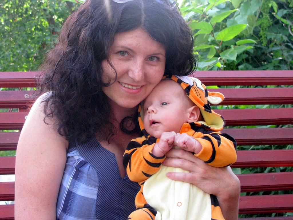 Материнство в Україні, або Народила – стань невидимкою 