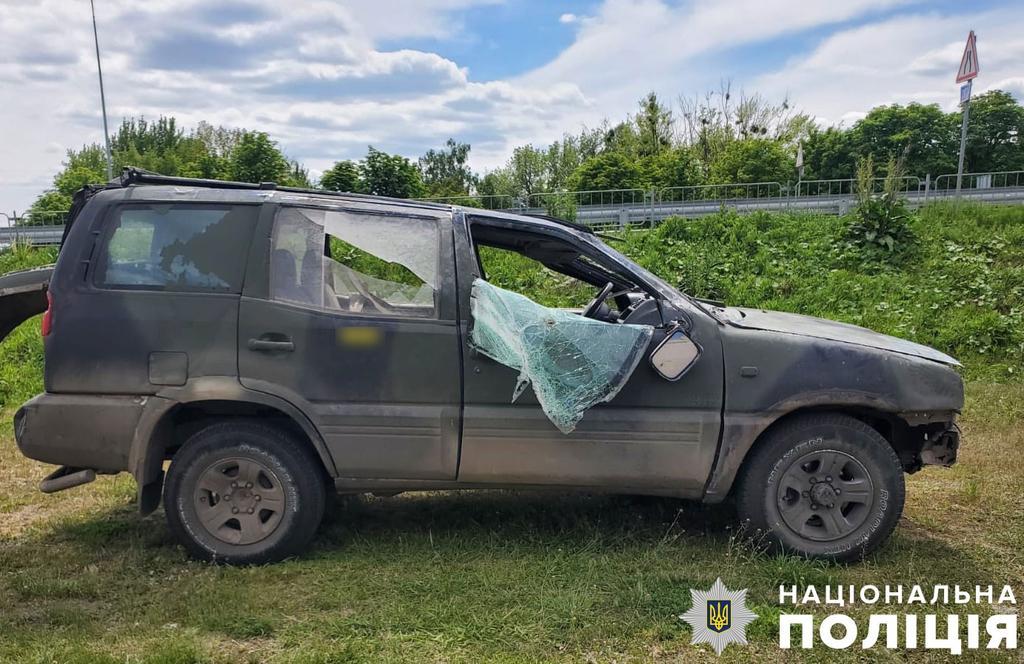 На трасі Полтава-Київ перекинувся автомобіль