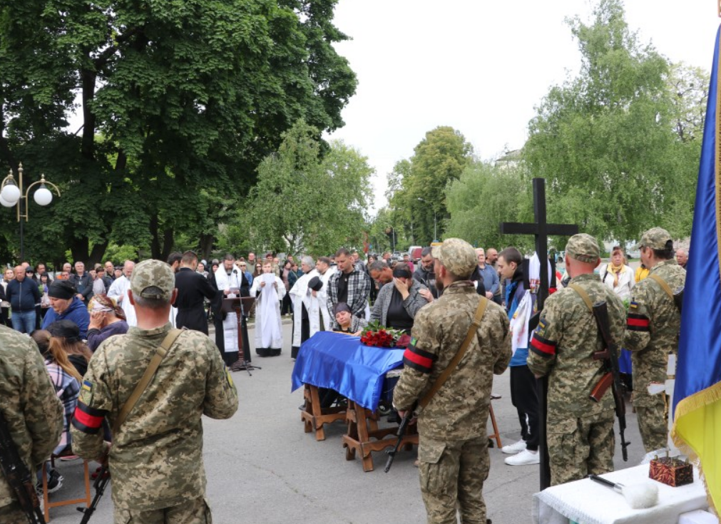 Полтавська громада попрощалась із загиблими Героями