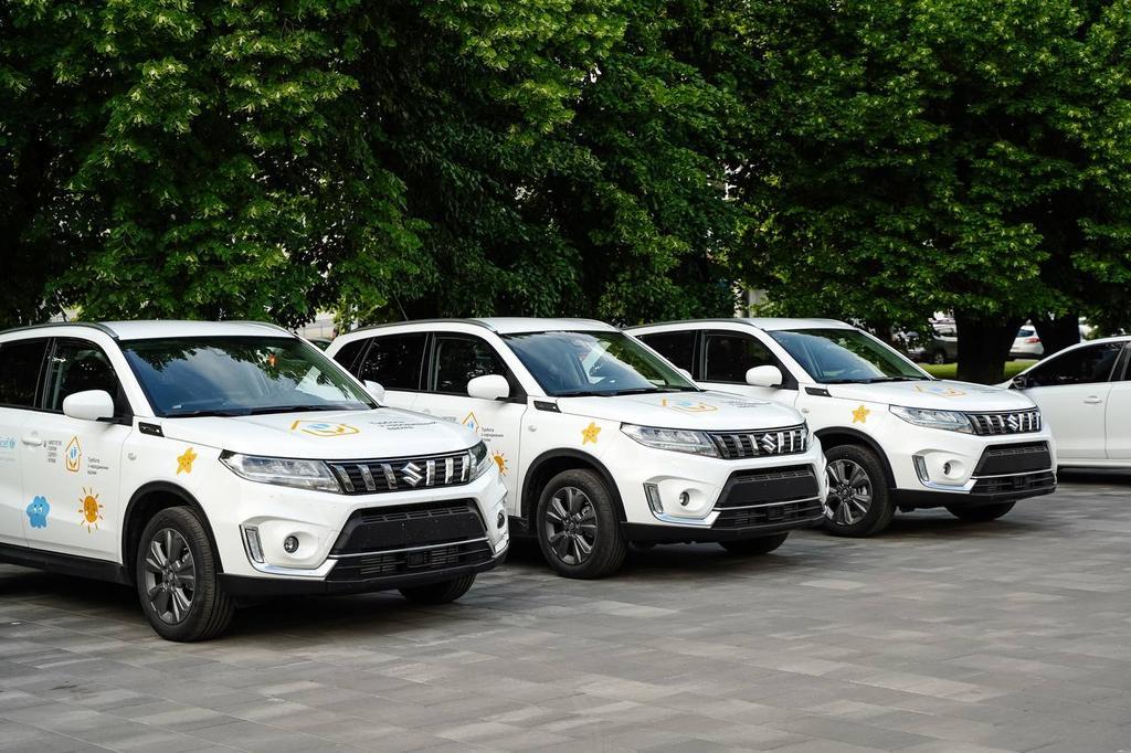 Полтавщина отримала три автівки для медико-соціальної допомоги дітям від ЮНІСЕФ