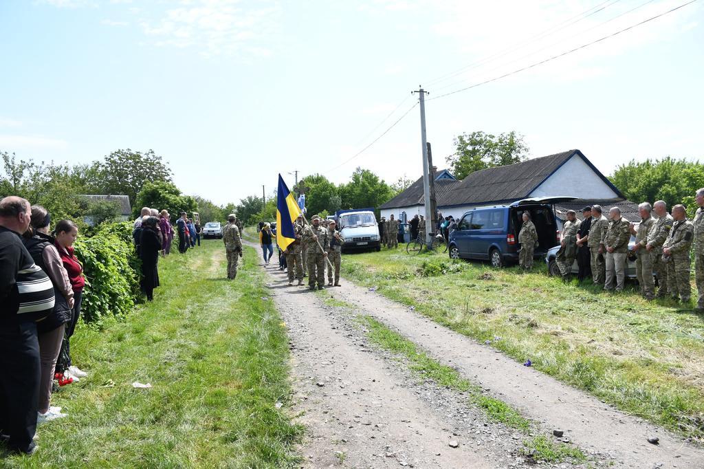 Через півроку після загибелі на Полтавщині попрощалися з полеглим воїном