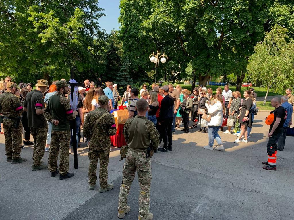 Полтавська громада провела в останню дорогу загиблого Героя Руслана Дерев'янка
