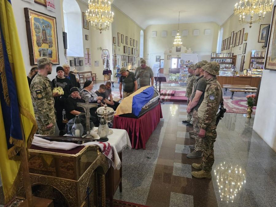 Полтавська громада провела в останню дорогу Шустваля Олександра