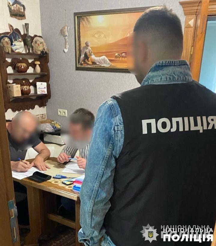 Колишній очільник Полтавського обласного підприємства незаконно передав у приватну власність паливні склади