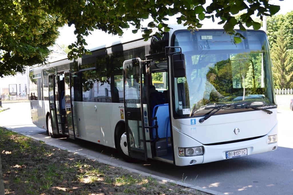 До Полтави прибув автобус з Бельгії, який придбали підприємці. ФОТО