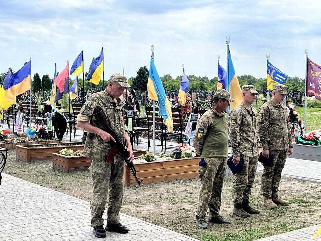 Миргород провів в останню дорогу солдата Назаревича Михайла