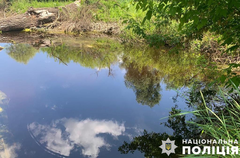 На Полтавщині в річці виявлено тіло чоловіка: поліція розслідує можливе вбивство