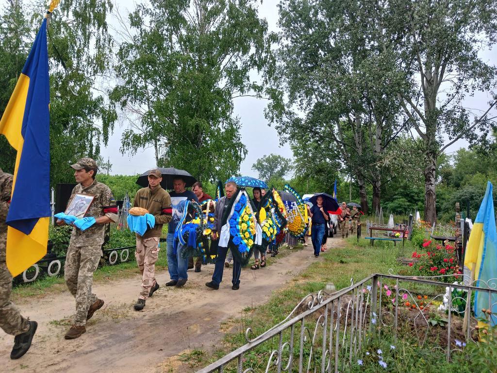 Через рік після загибелі у Котельві попрощалися із полеглим воїном