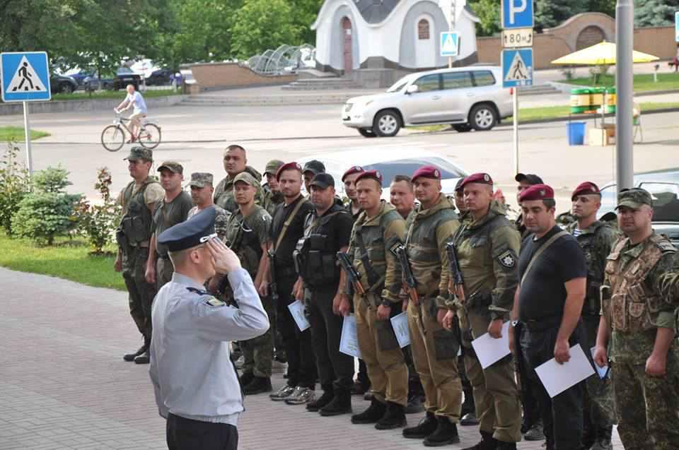 У Полтаву із АТО повернувся зведений загін правоохоронців