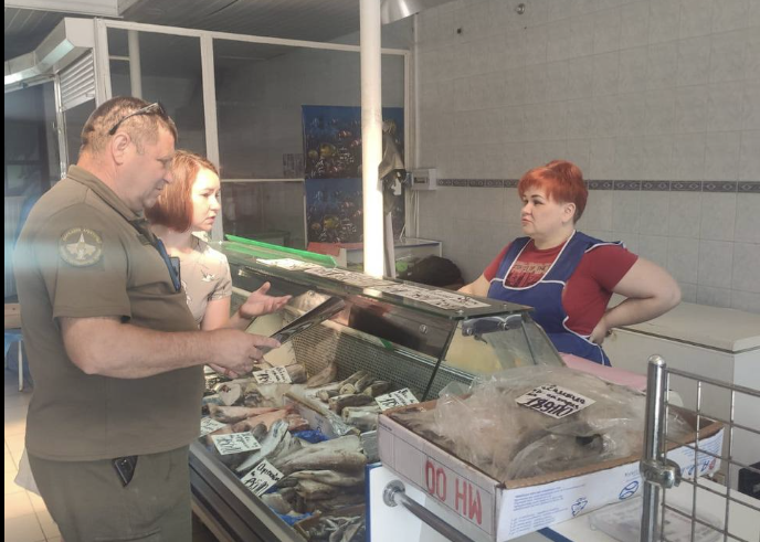 Патруль ринків Полтави: Держпродспоживслужба виявила порушення щодо продажу риби