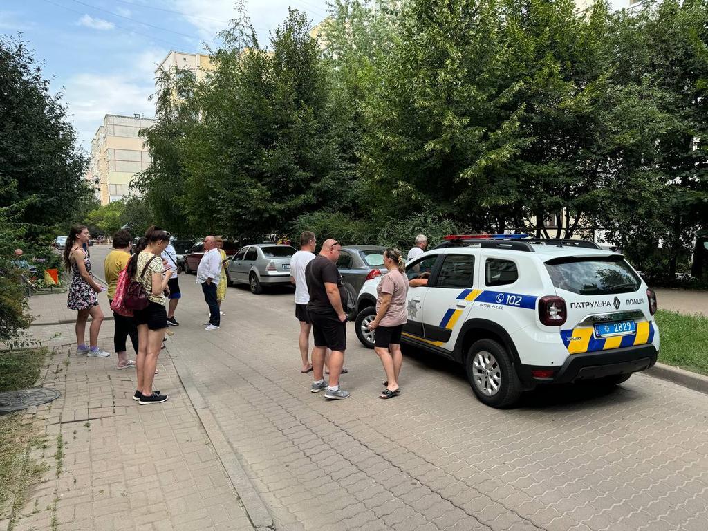Багатоквартирний будинок на Огнівці залишився без світла через борги. ОНОВЛЕНО