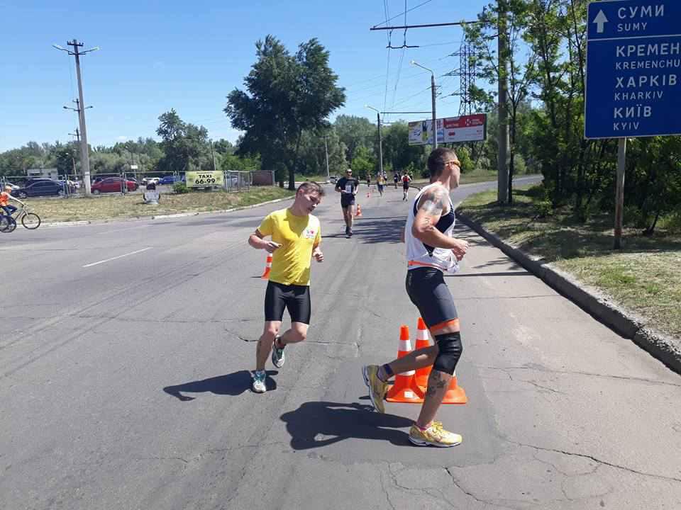 У Полтаві проходять масштабні змагання з тріатлону. ОНЛАЙН-ТРАНСЛЯЦІЯ