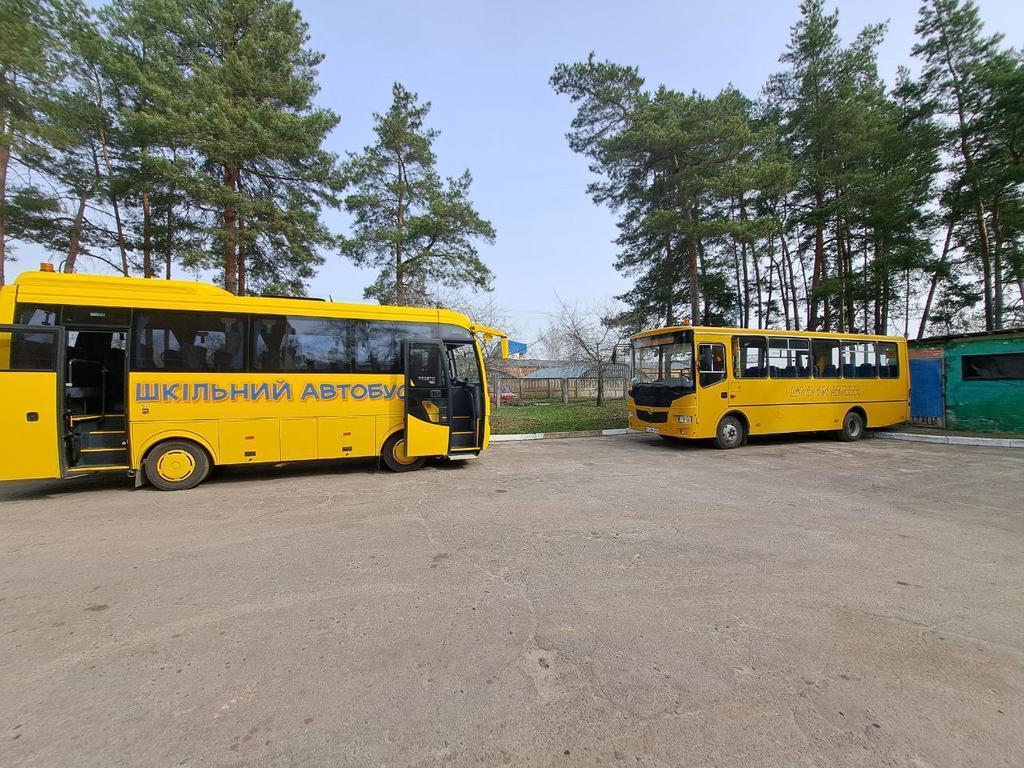 Громади Полтавщини отримають нові шкільні автобуси
