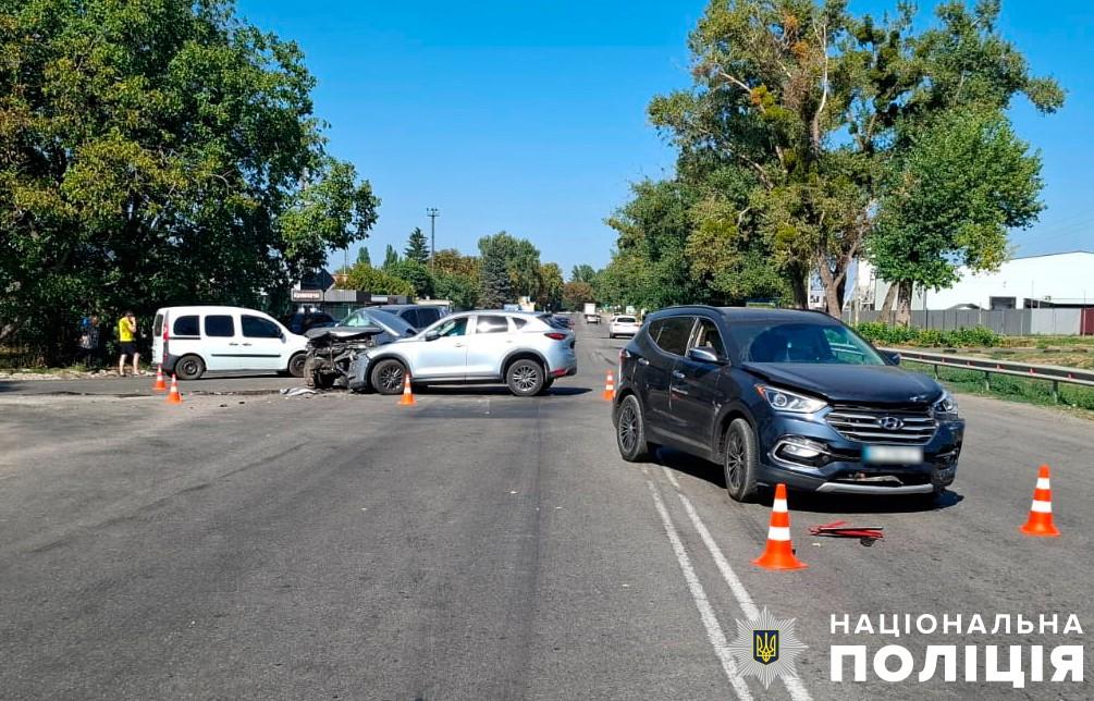 У Полтаві сталася ДТП за участі трьох автомобілів