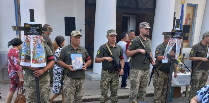 У Полтаві попрощались із трьома загиблими Героями