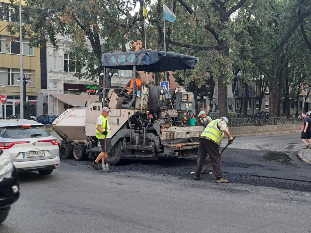 Міськрада Полтави переплатила на ремонтах доріг пів мільйона гривень