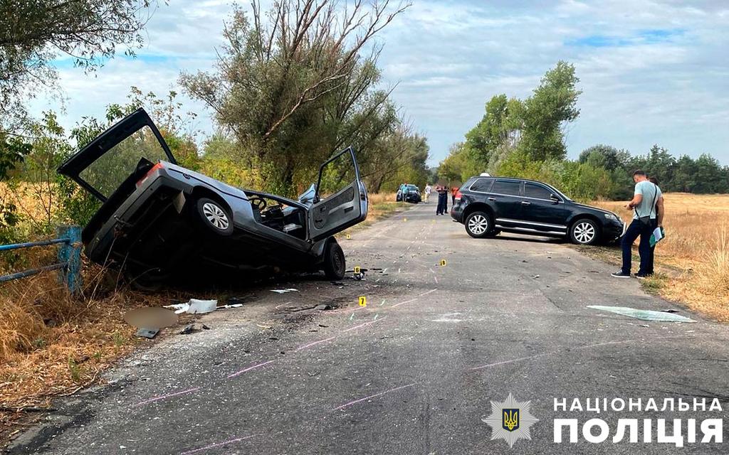 Смертельна ДТП на Полтавщині: двоє осіб загинули, ще один чоловік в тяжкому стані