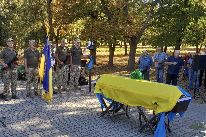 У Глибинській громаді провели в останну дорогу полеглого воїна Зарозу Олександра