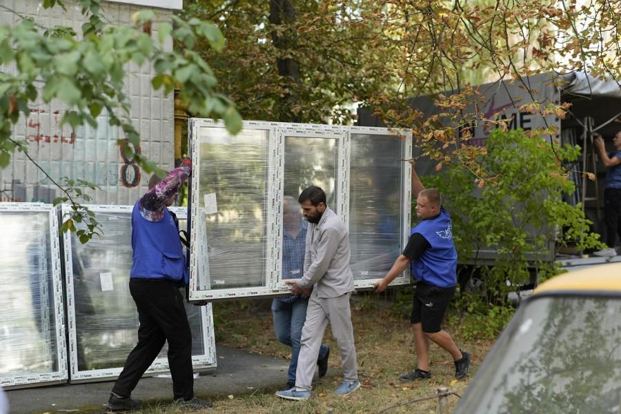 Будинкам, що постраждали у Полтаві внаслідок ракетного удару надали вікна