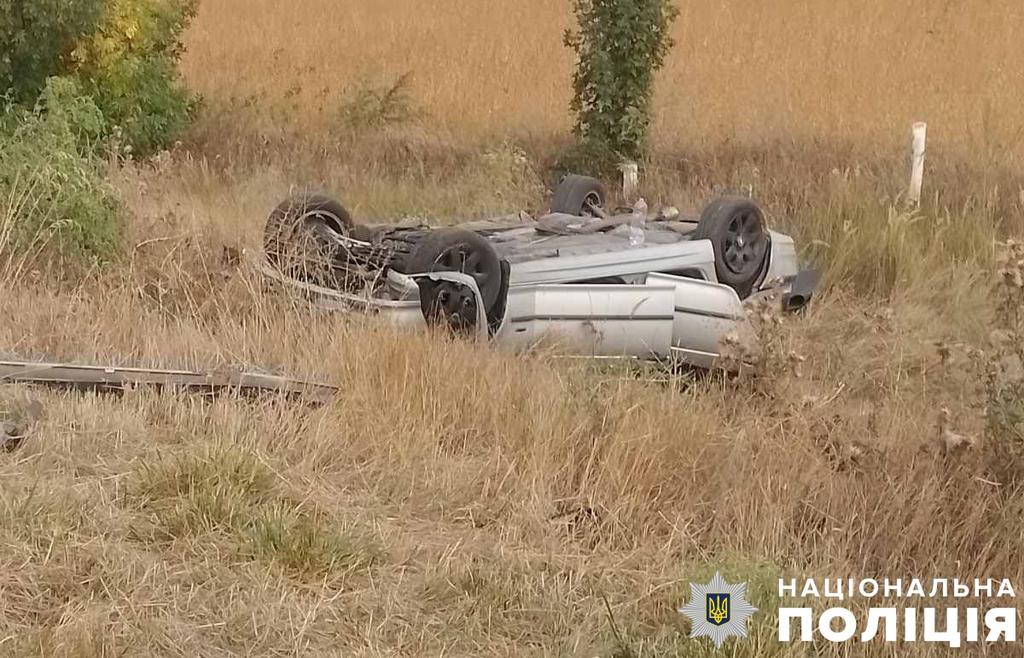 На Полтавщині сталась ДТП, в якій травмовано водія легковика