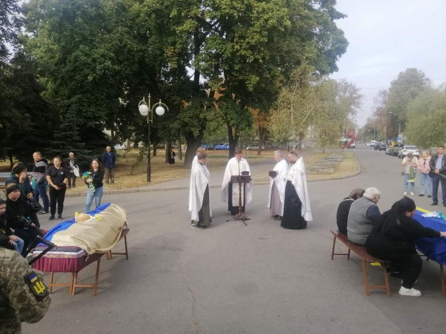 Полтавська громада провела в останню дорогу загиблих Героїв