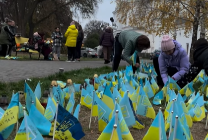 Дружина Євгенія Браха ініціювала впорядкування прапорців у Полтаві