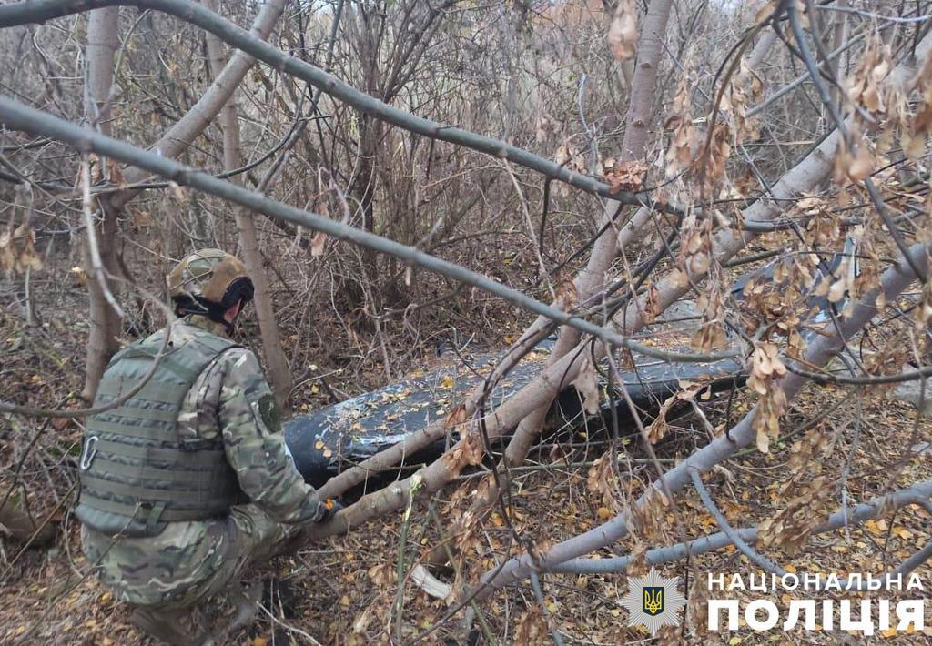 Поліція Полтавщини знешкоджує уламки збитих ворожих дронів