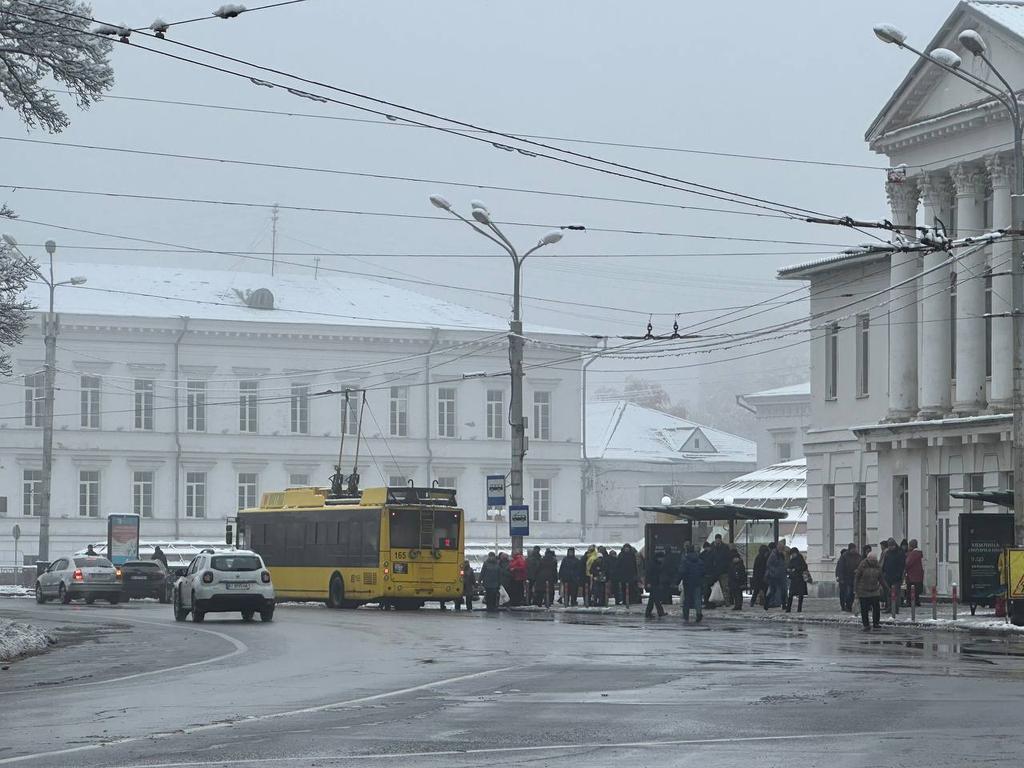 У Полтаві зупинились тролейбуси через аварію на електромережах. ОНОВЛЕНО