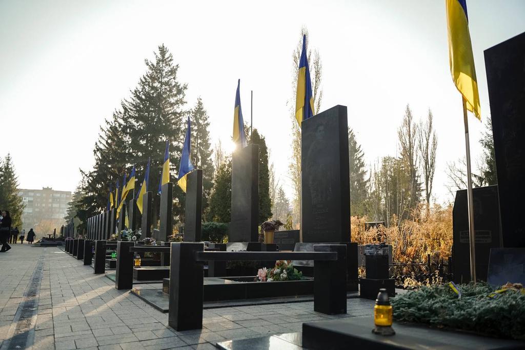 У Полтаві вшанували пам'ять полеглих захисників і захисниць України