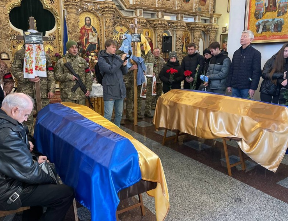 Полтавська громада провела в останню дорогу загиблих Героїв