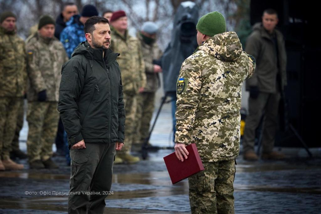 Захисник з Полтавщини отримав орден «Золота Зірка» з рук Президента України